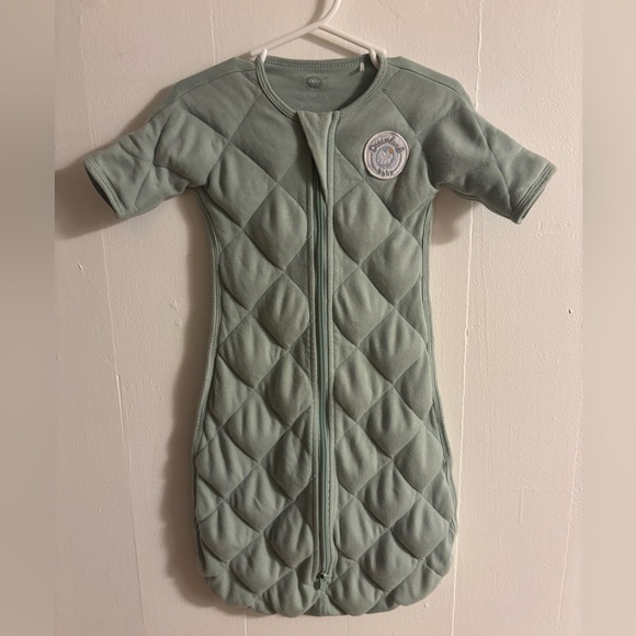 Dreamland Baby Other - Dreamland Baby Weighted Sleep Sack with Front Zip Quilted Sage Green